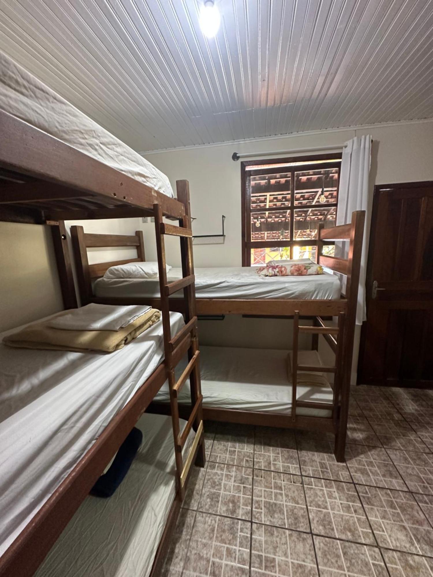 Mahalo Hostel Abraão Eksteriør billede