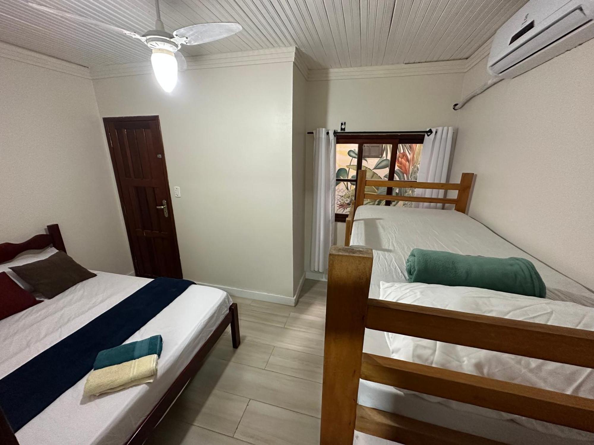 Mahalo Hostel Abraão Eksteriør billede