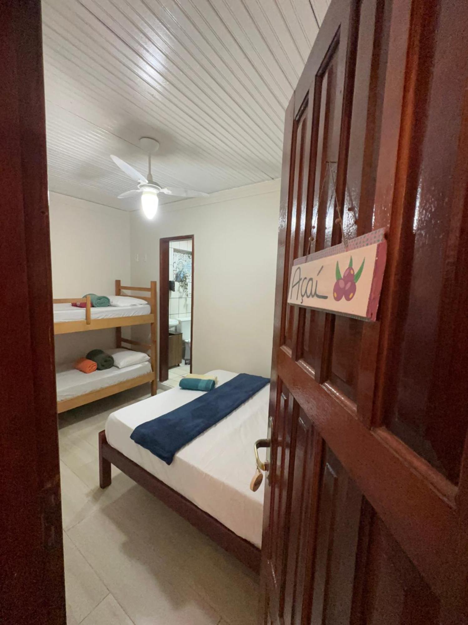Mahalo Hostel Abraão Eksteriør billede