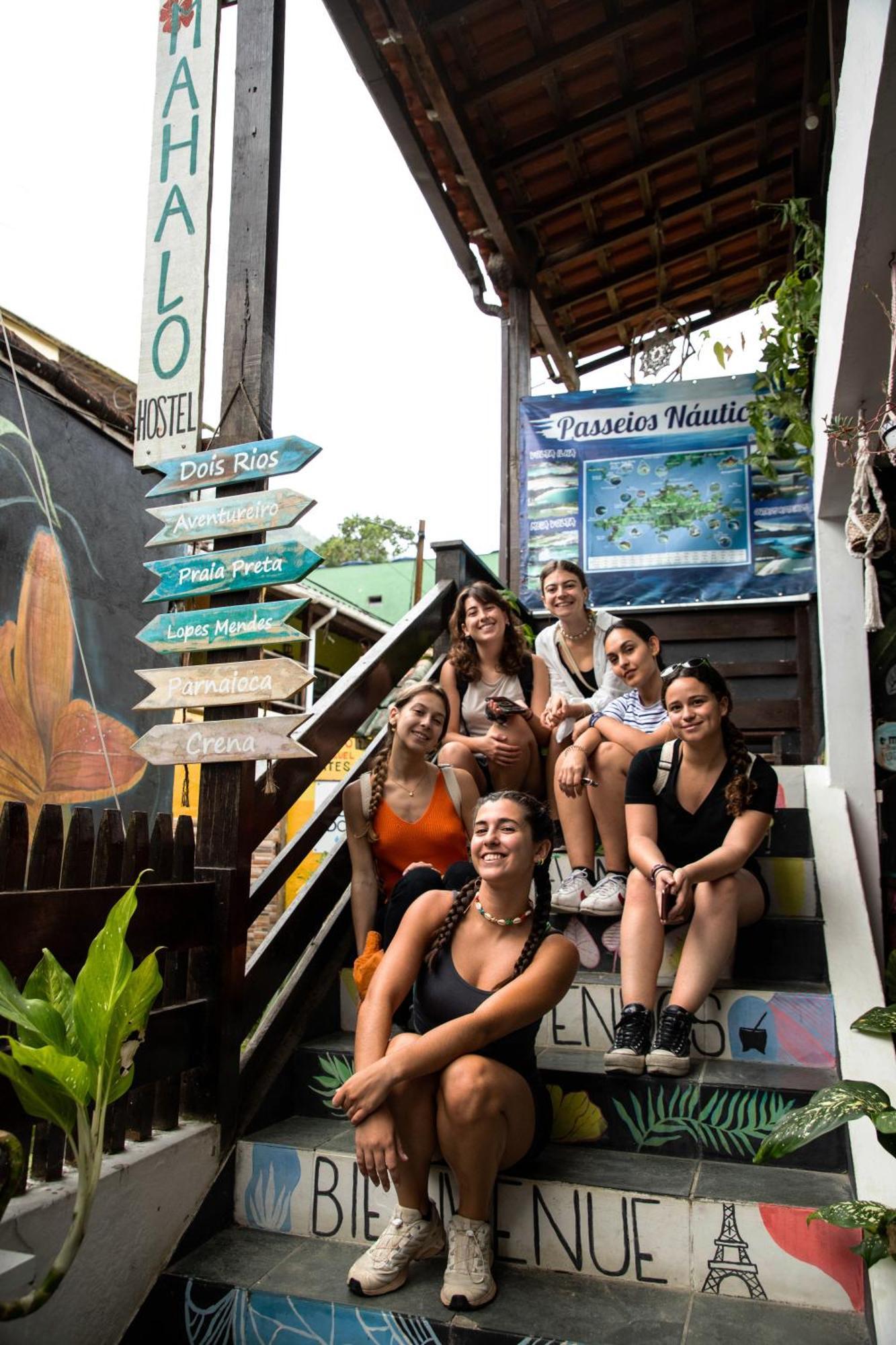 Mahalo Hostel Abraão Eksteriør billede
